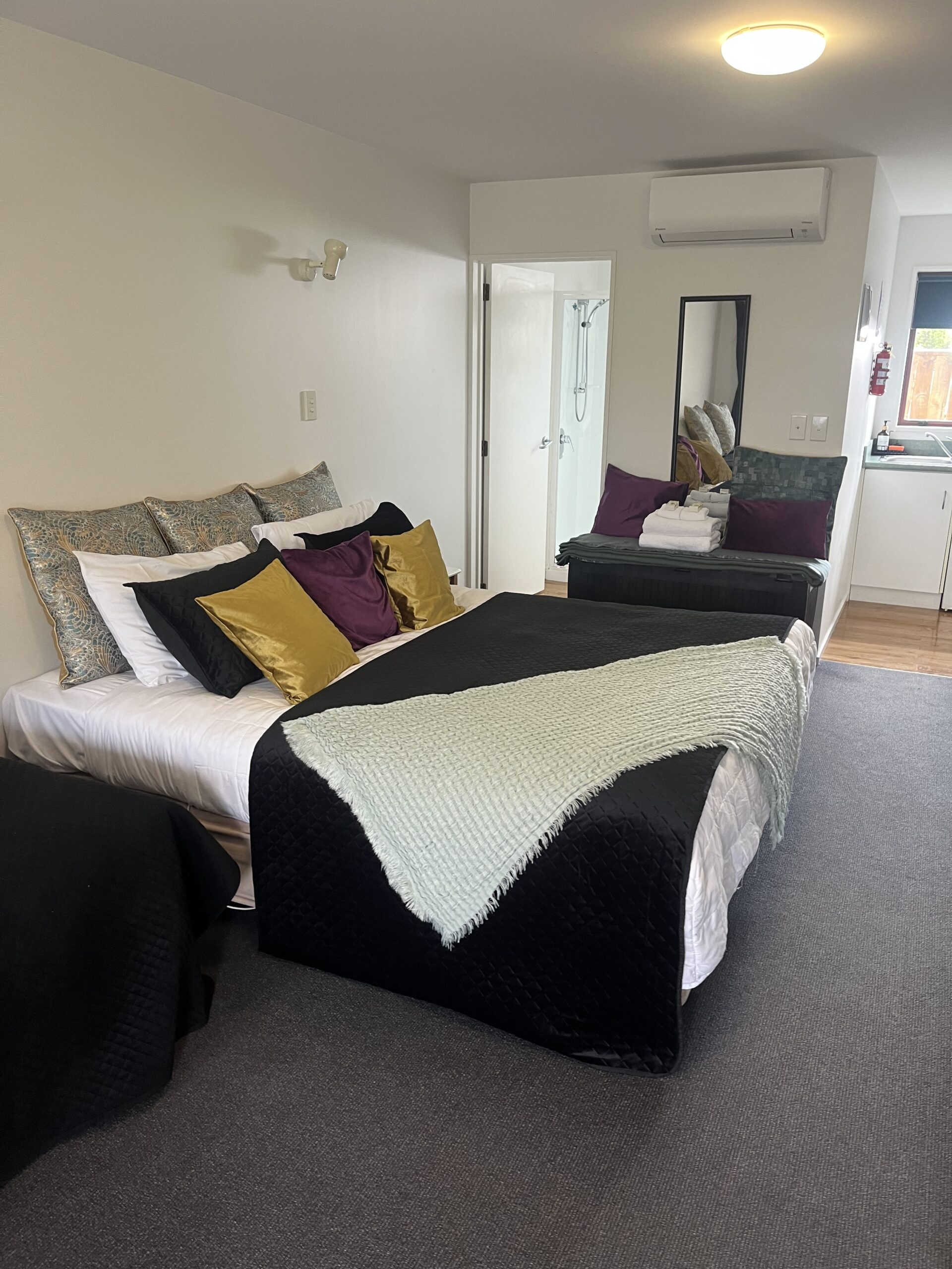 Glenorchy Alpine Suites - Unit Three - Relax