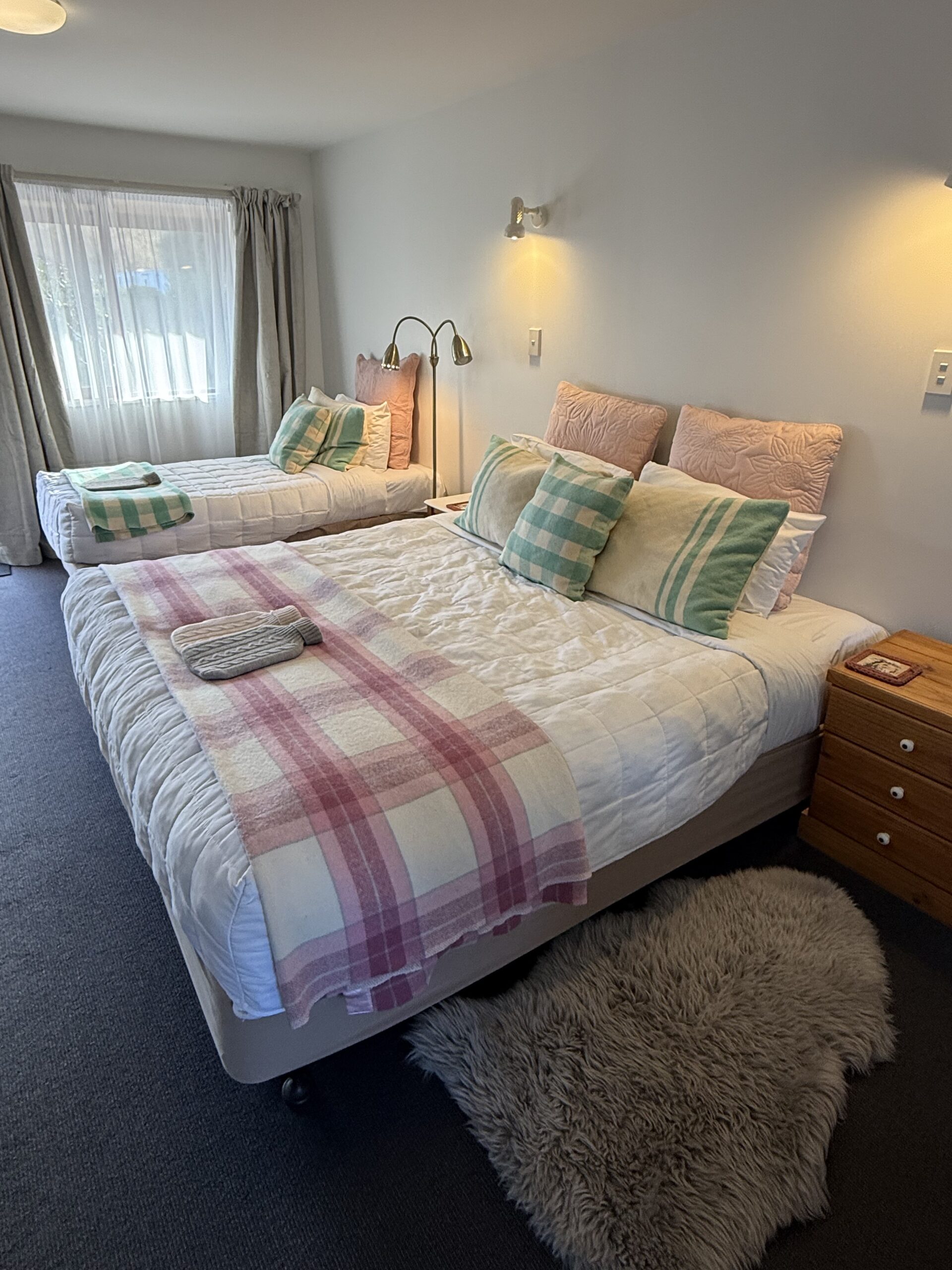 Glenorchy Alpine Suites - Unit Two - Relax